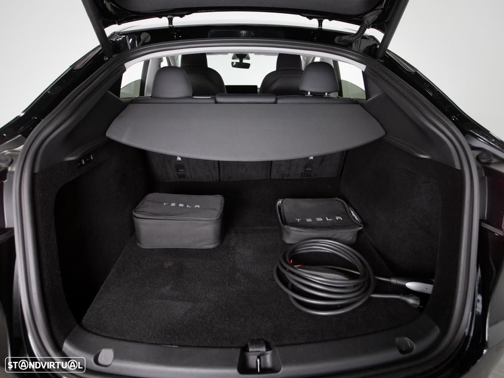 Tesla Model Y Long Range Tração Integral - 13