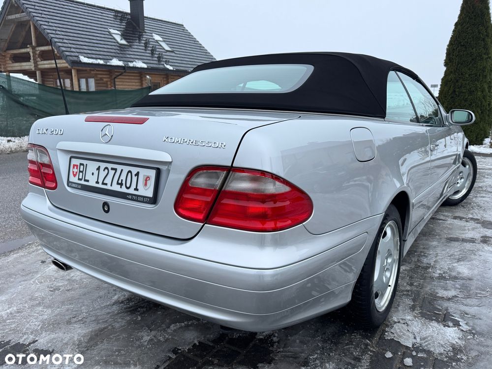Mercedes-Benz CLK - 4