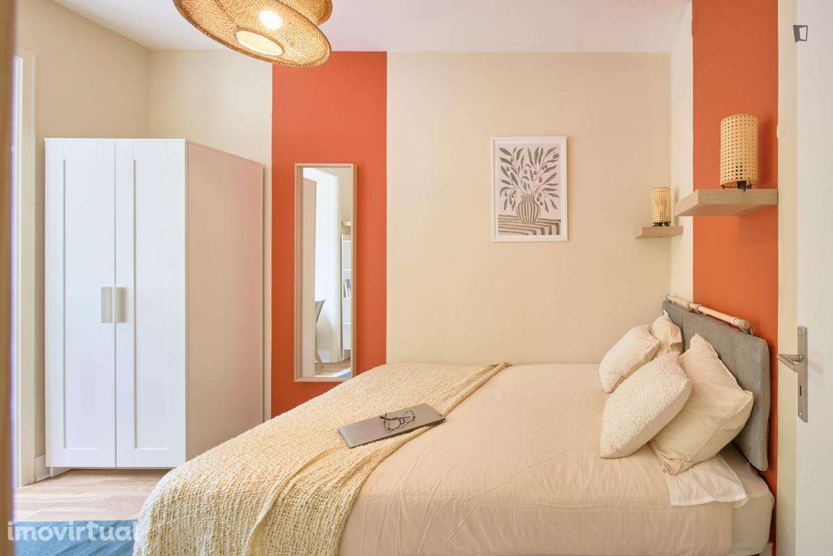 Quarto - localizado em Marquês de Pombal Lisbon - Grande imagem: 2/48