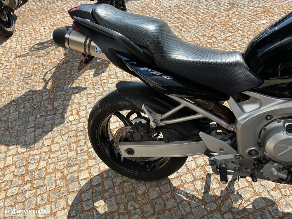 Yamaha FZ 600 - 6