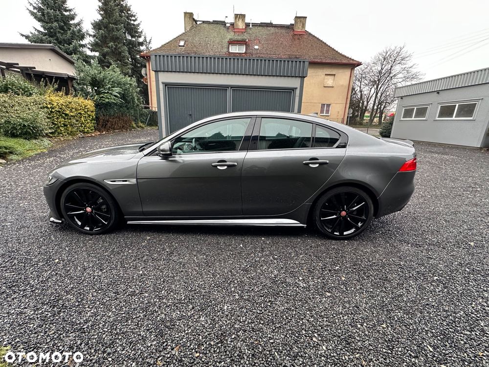 Jaguar XE 20d R-Sport - 3