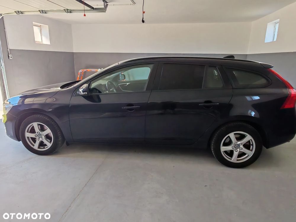 Volvo V60 D2 Drive-E Kinetic - 6