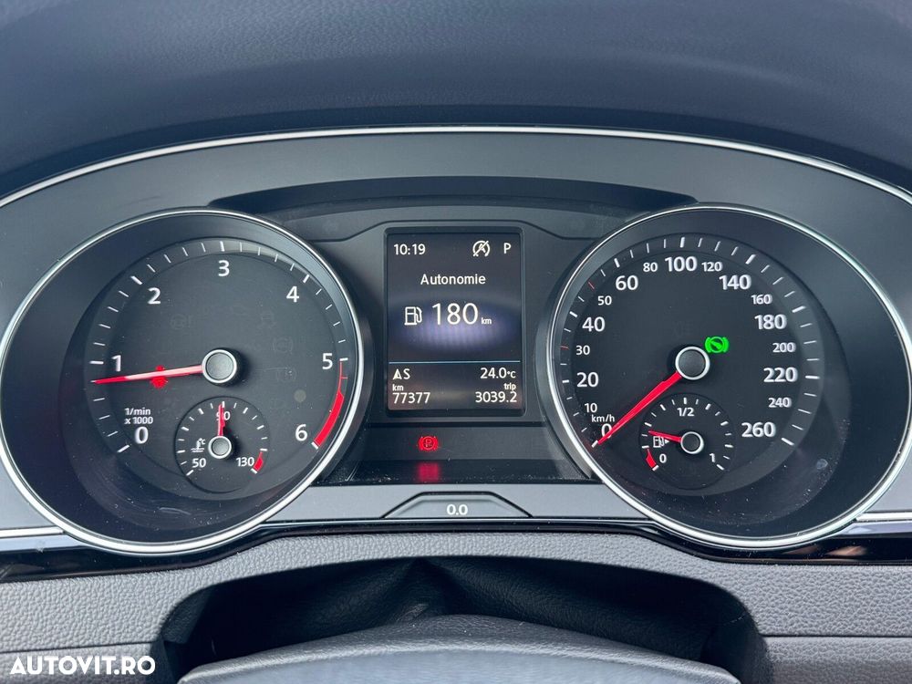 Volkswagen Passat 2.0 TDI DSG Comfortline - 7