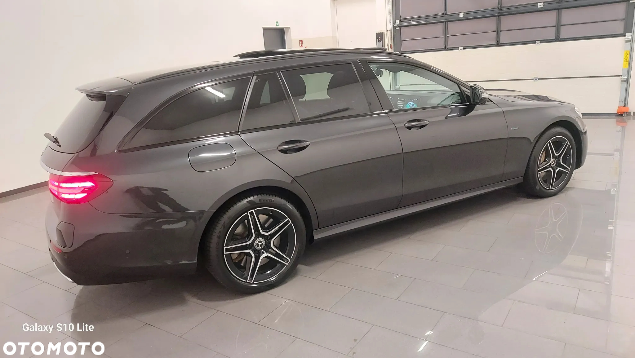 Mercedes-Benz Klasa E 300 de 9G-TRONIC - 3