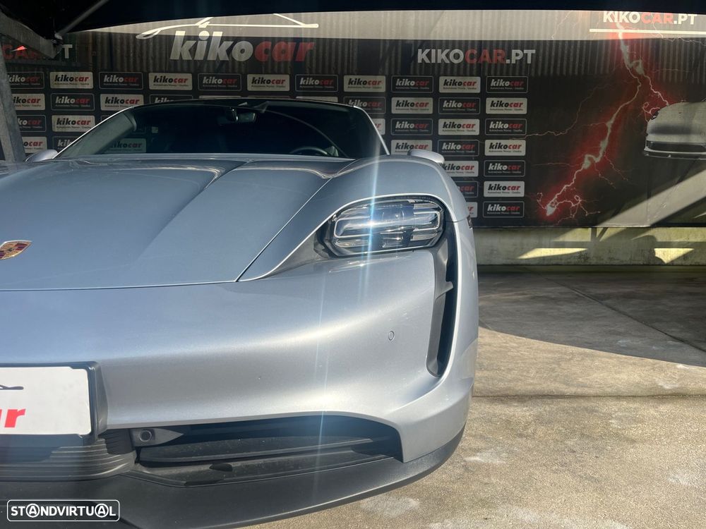 Porsche Taycan Standard - 12