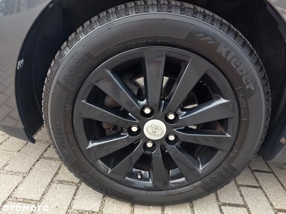 Toyota Auris 1.6 VVT-i Sol - 18