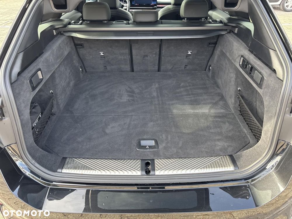 BMW Seria 5 520d xDrive mHEV M Sport Edition - 18
