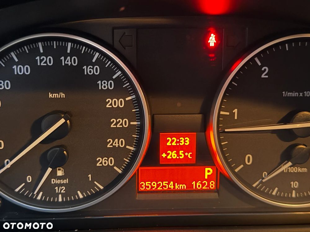 BMW Seria 3 320d DPF - 16
