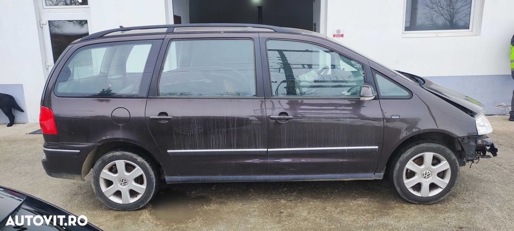 Dezmembrez volkswagen sharan 2.0 BRT cutie manuala 6t JBN culoare LB4V - 9