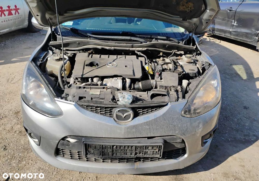 Mazda 2 - 6