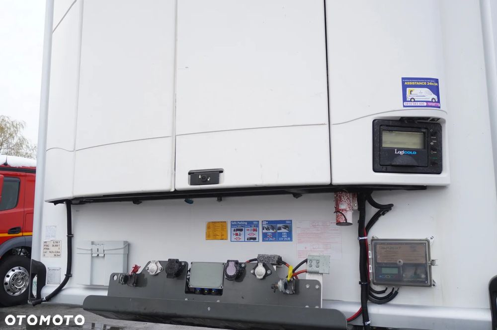 Lamberet / Carrier Vector 1950 MT (multitemperatura) / winda Dhollandia 2500 kg - 11