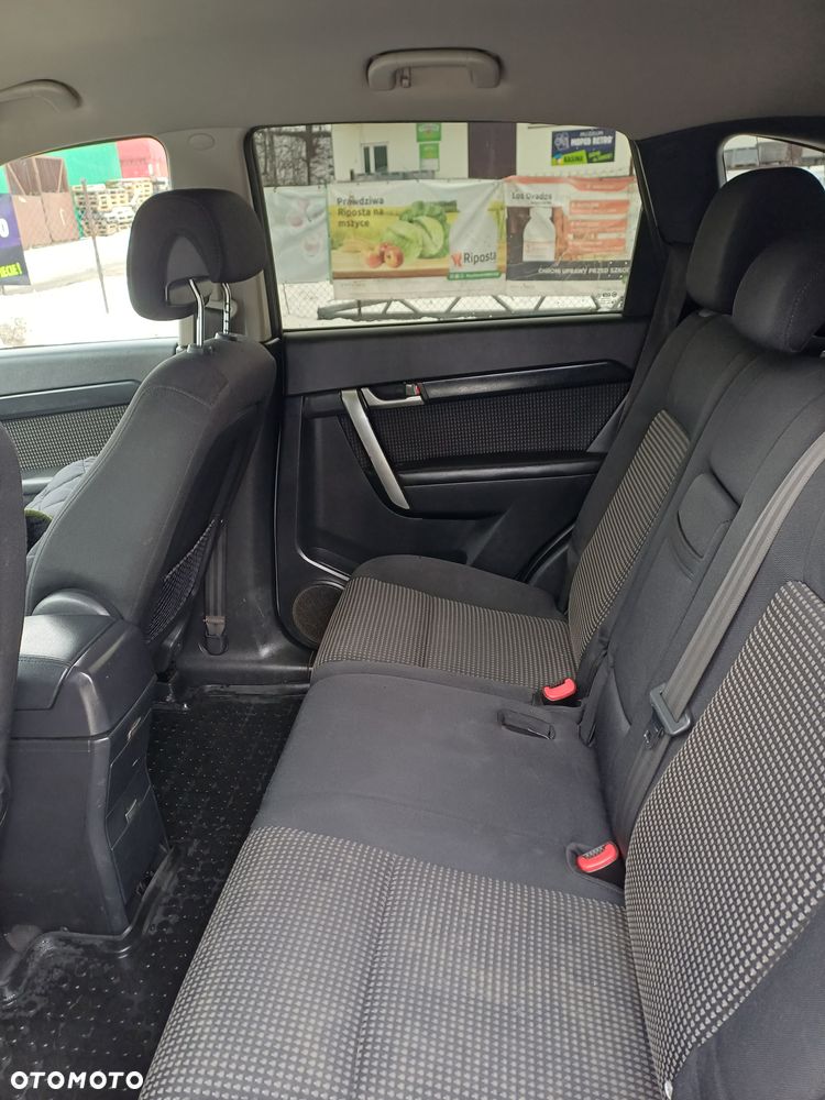 Chevrolet Captiva 2.0 d LT medium - 6