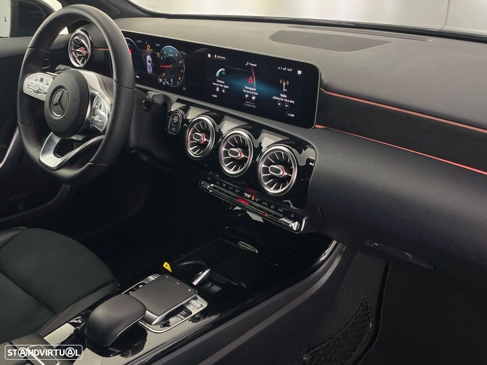 Mercedes-Benz A 200 Standard - 23