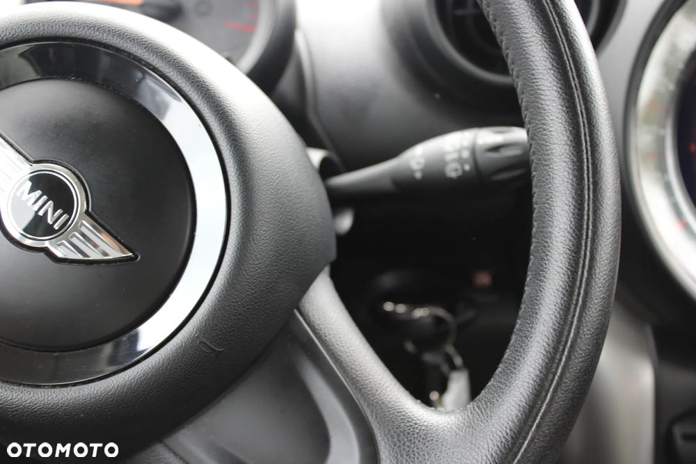 MINI Countryman One D - 28