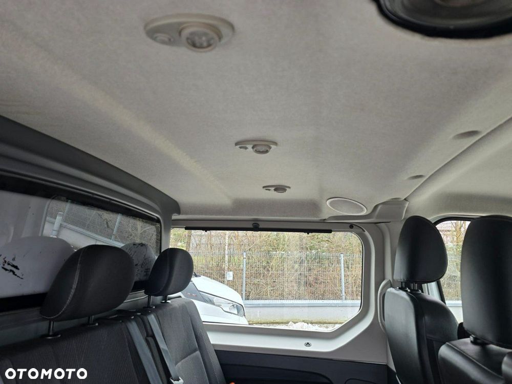 Renault Trafic - 25