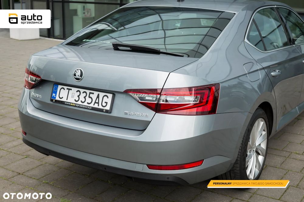 Skoda Superb 2.0 TDI Style DSG - 18