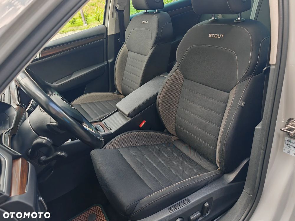 Skoda Superb 2.0 TDI SCR 4x4 Scout DSG - 18