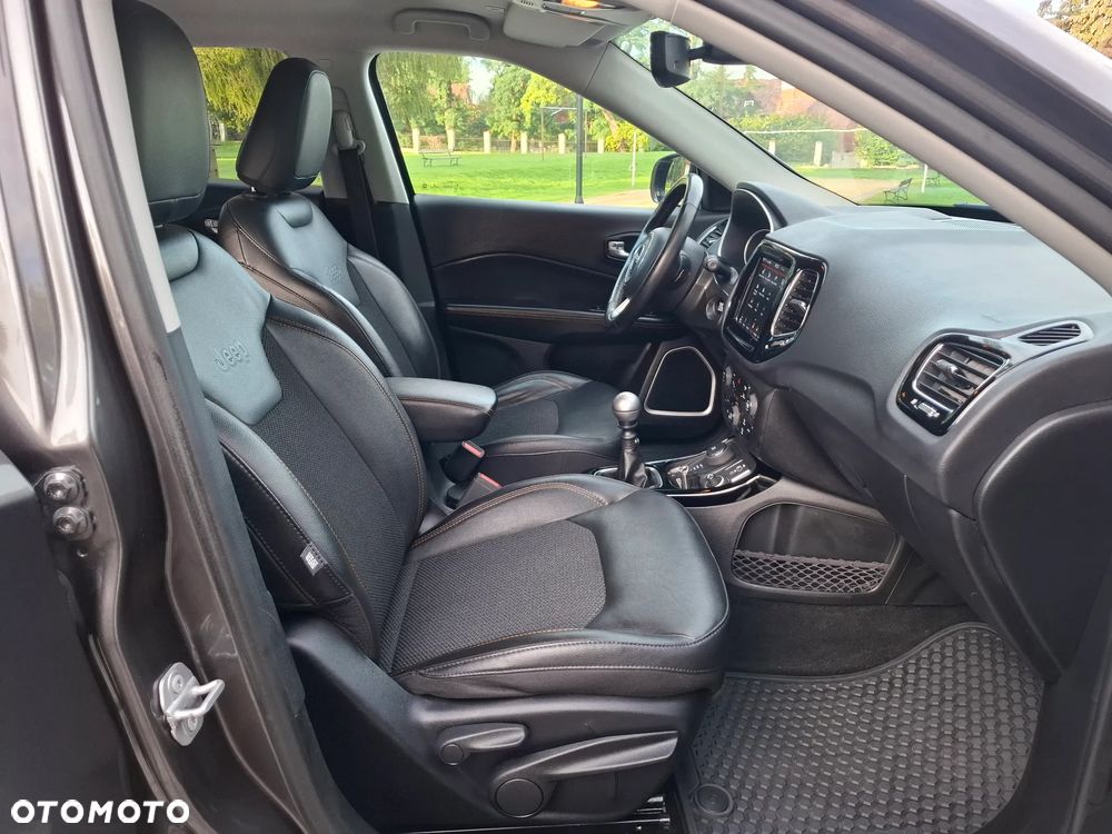 Jeep Compass 2.0 MultiJet Active Drive Limited - 14