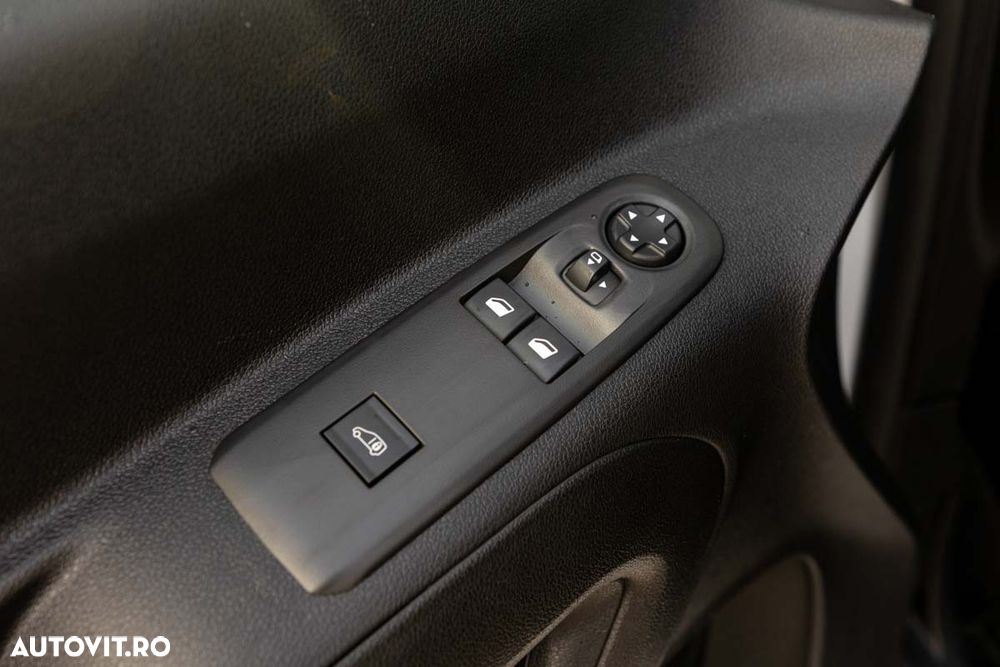 TOYOTA Proace 2024 — imagine 12