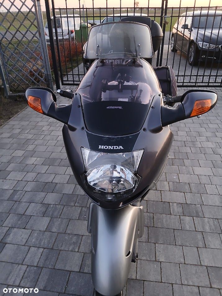 Honda CBR - 7