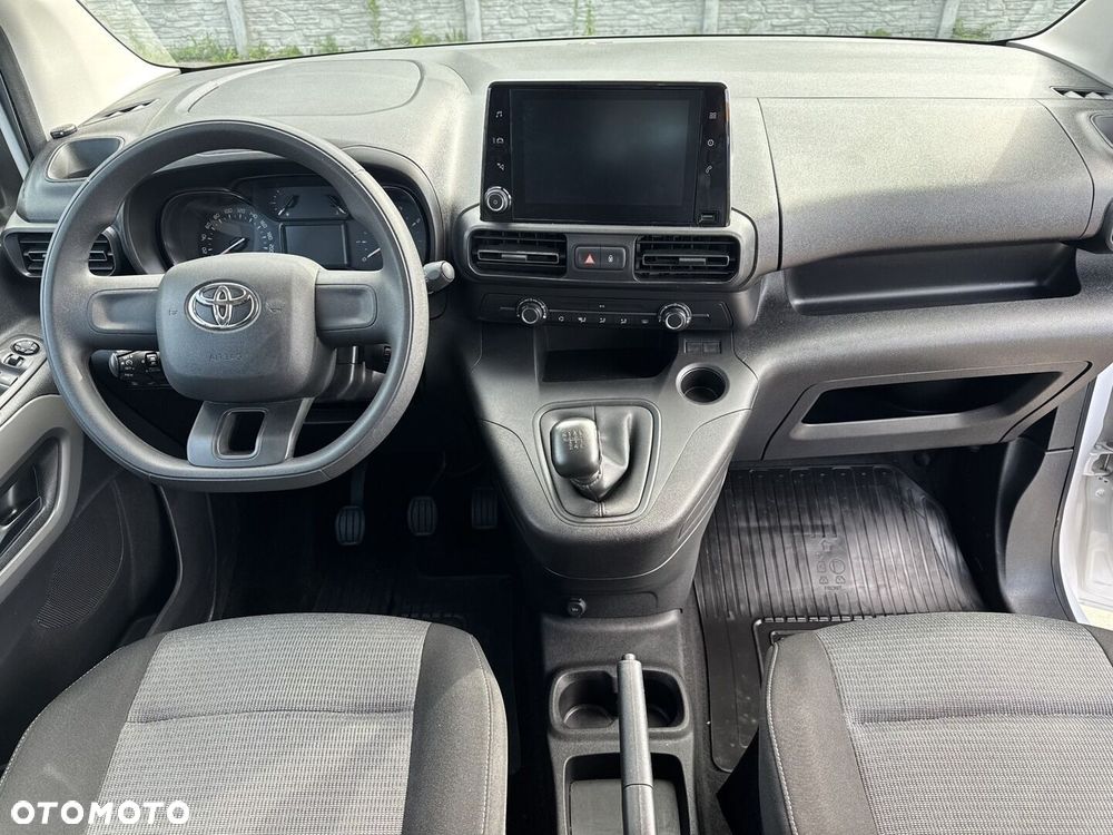 Toyota Proace City Verso 1.5 D-4D Business - 4