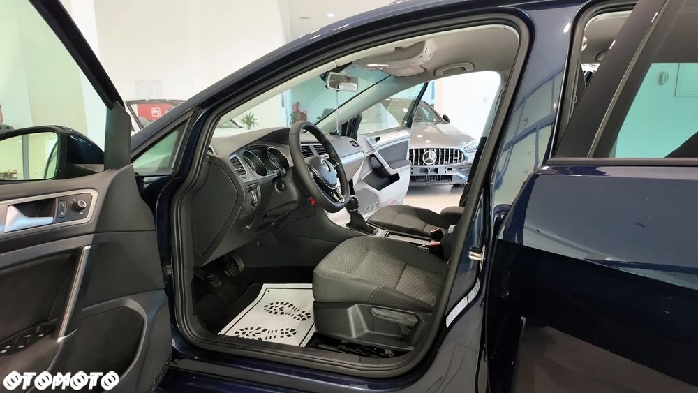 Volkswagen Golf 2.0 BlueTDI Comfortline - 23