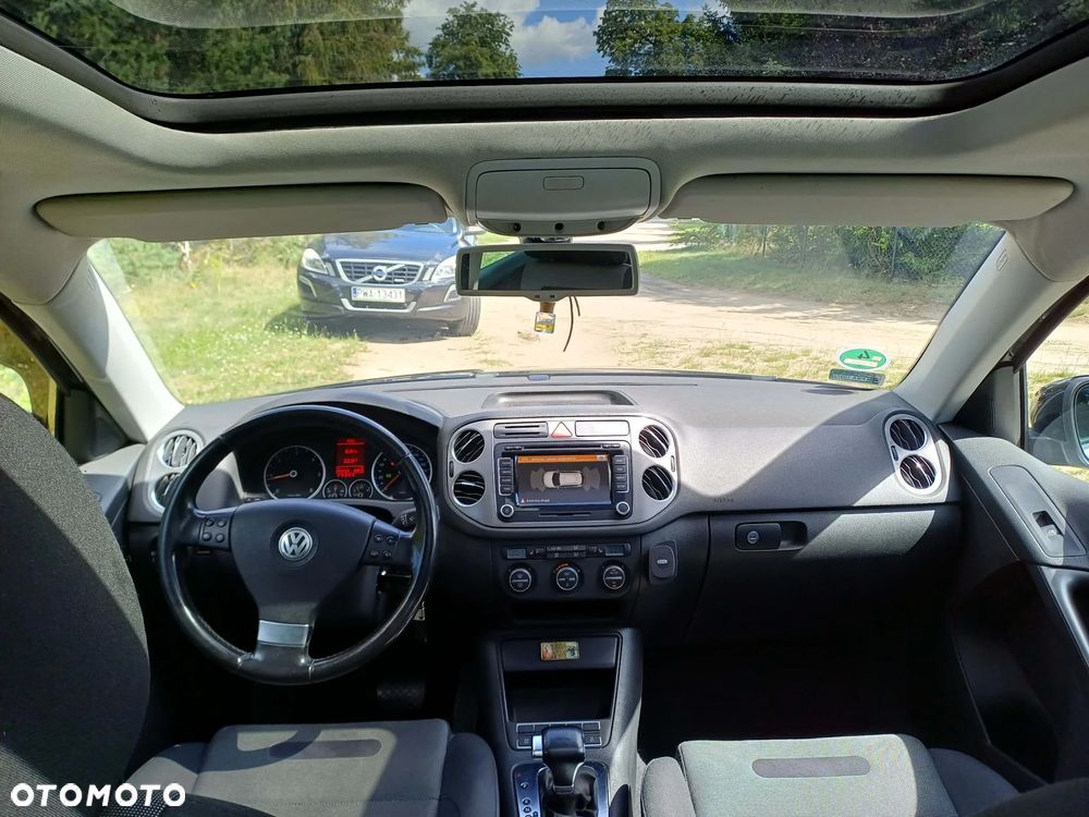 Volkswagen Tiguan - 5