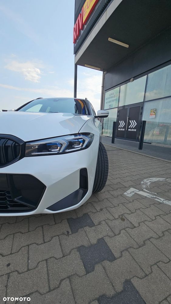 BMW Seria 3 320d xDrive mHEV M Sport - 34