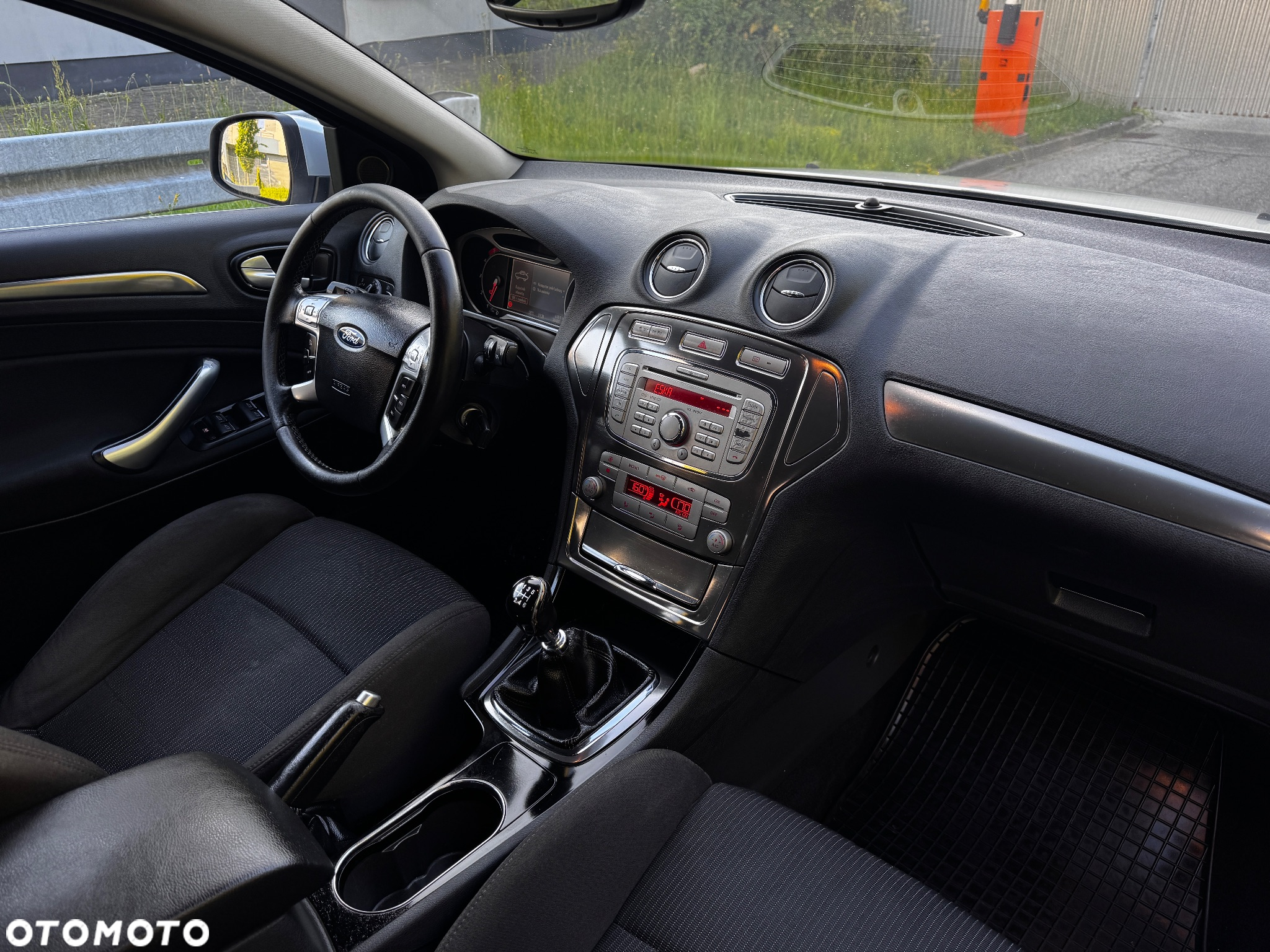 Ford Mondeo 2.0 TDCi Titanium - 12