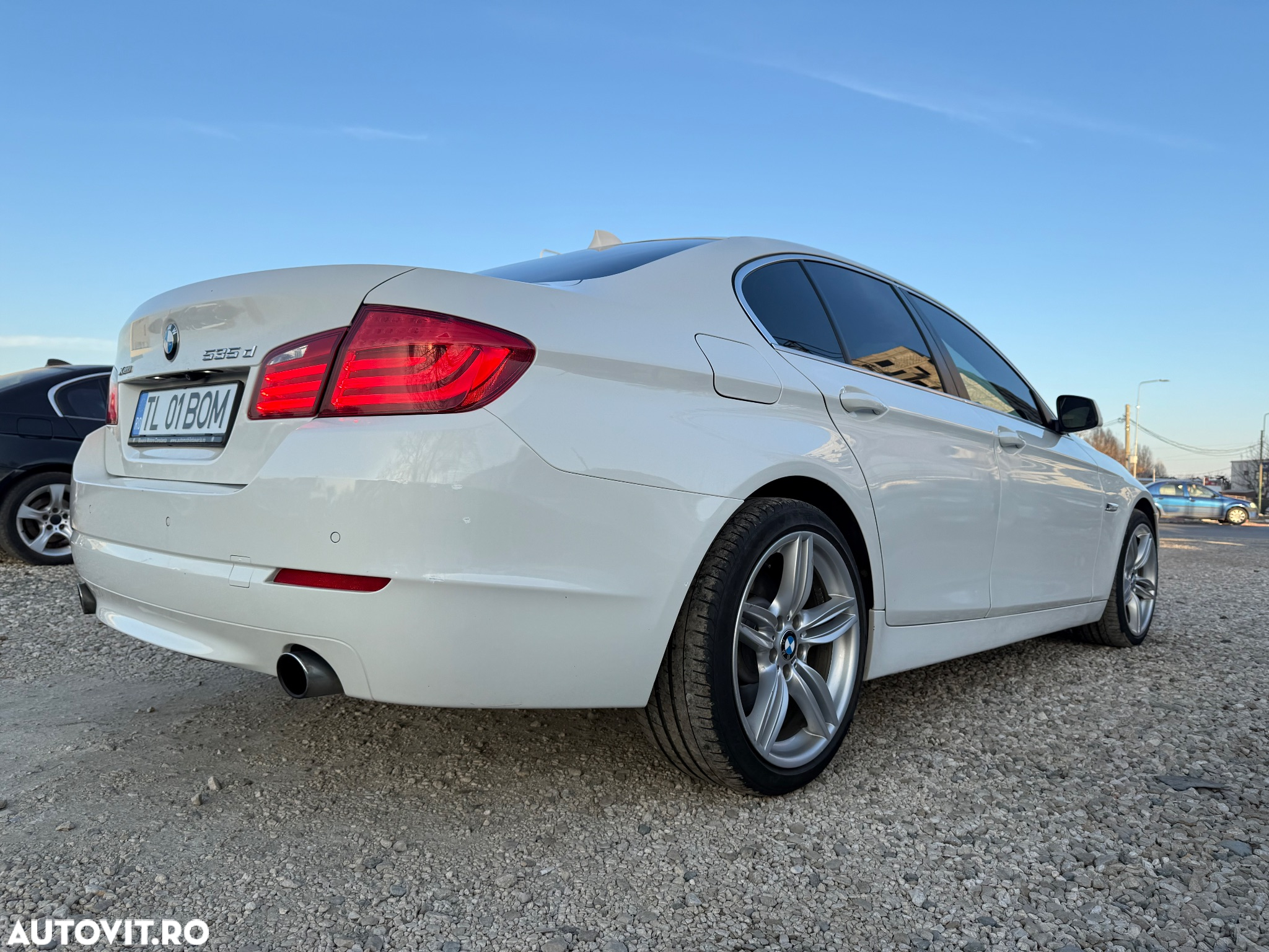 BMW Seria 5 535d xDrive Aut. Modern Line - 26