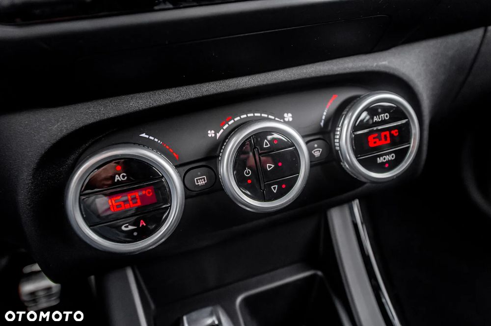 Alfa Romeo Giulietta 1.4 TB 16V Multiair Turismo - 32