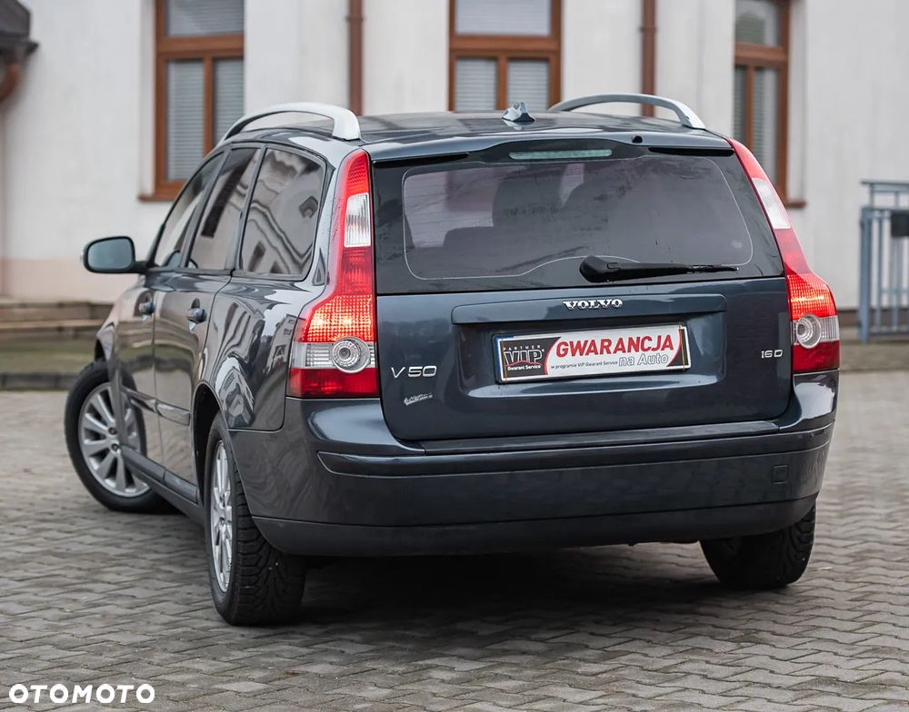 Volvo V50 1.6D - 11