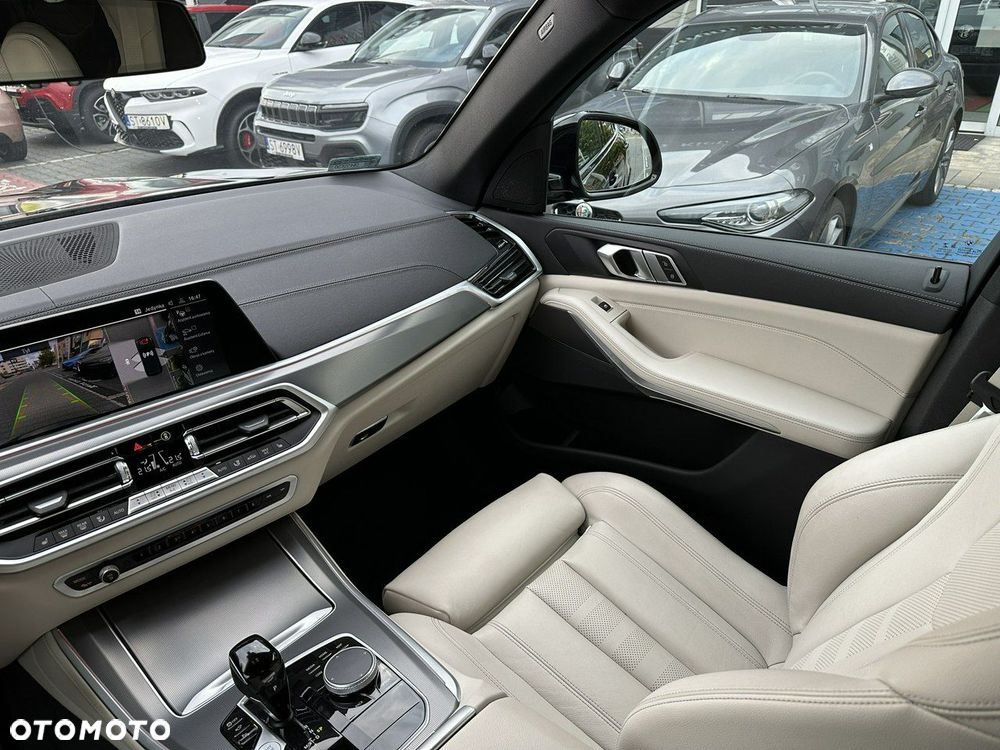 BMW X5 xDrive30d mHEV - 26