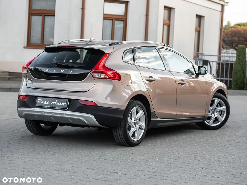 Volvo V40 Cross Country D2 - 14