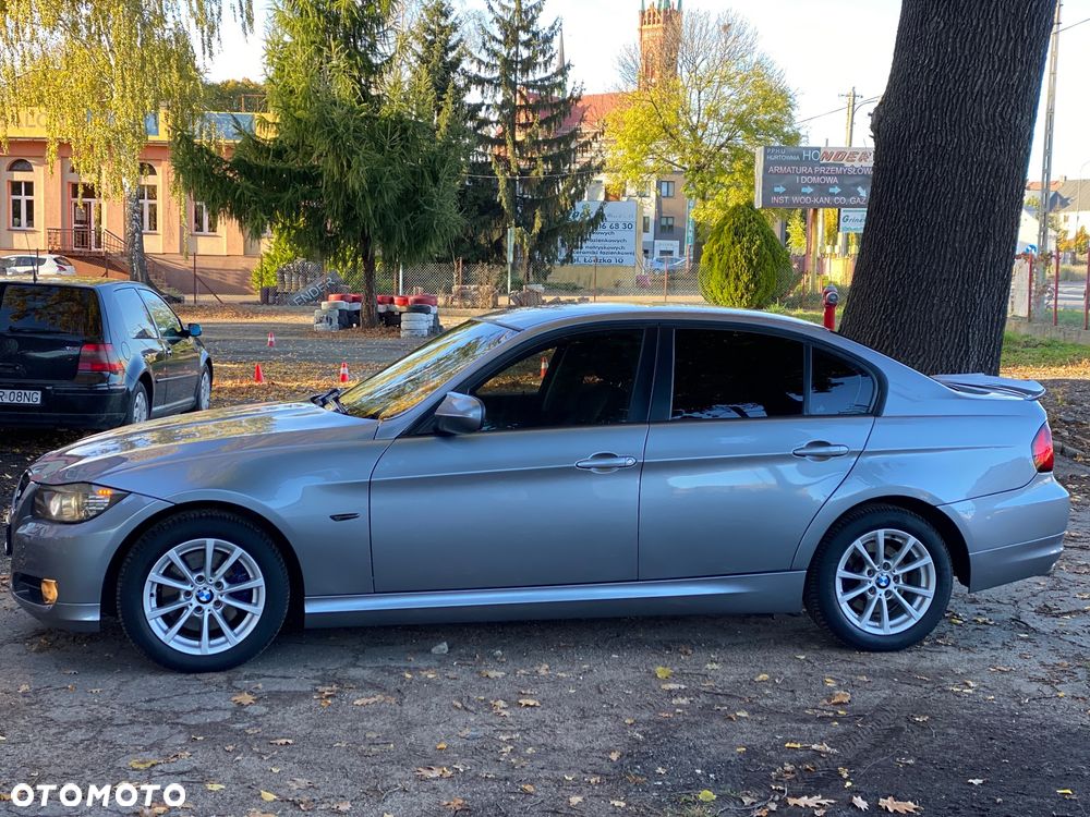 BMW 3 Series 2008 photo 5