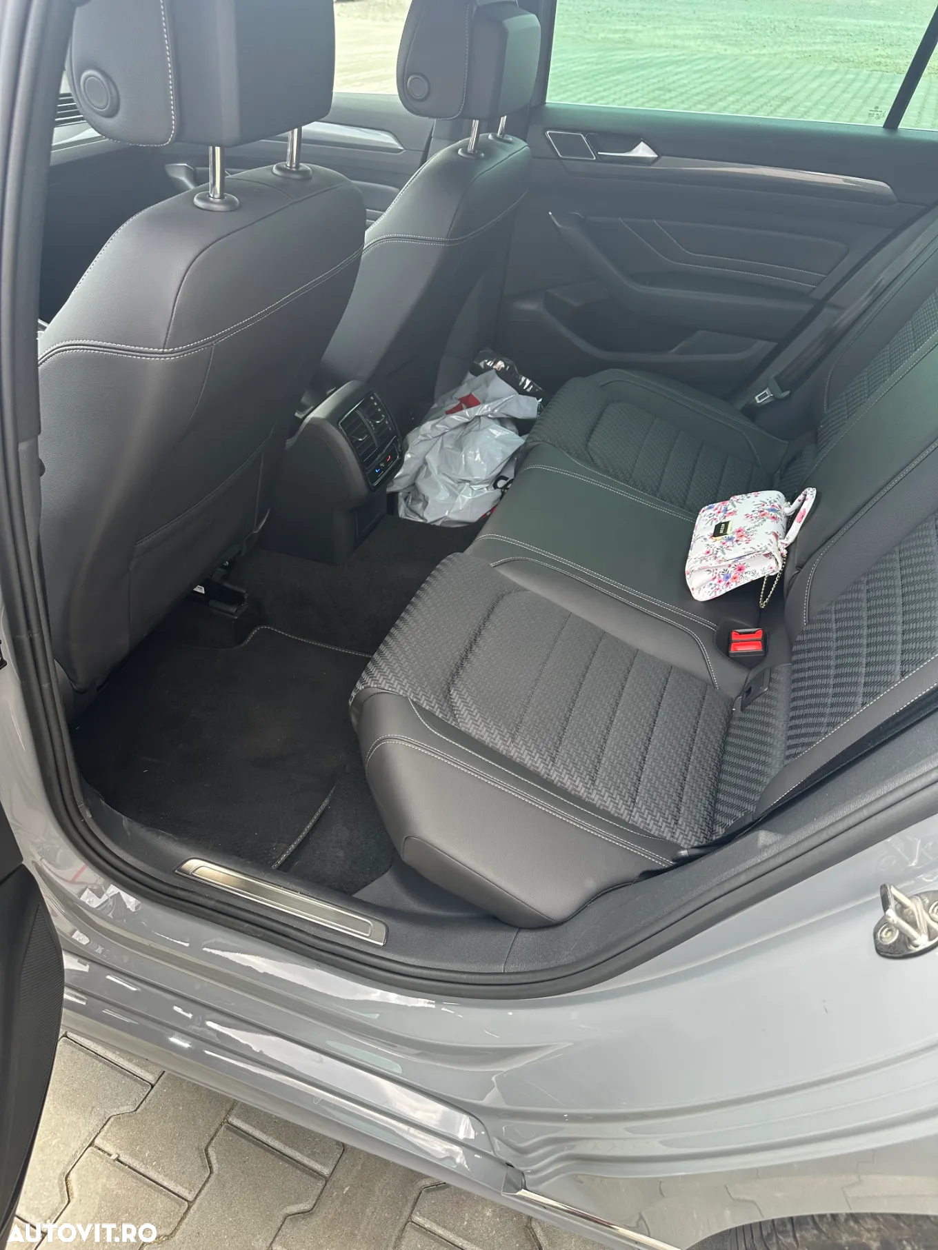 Volkswagen Passat 2.0 TDI SCR DSG - 11