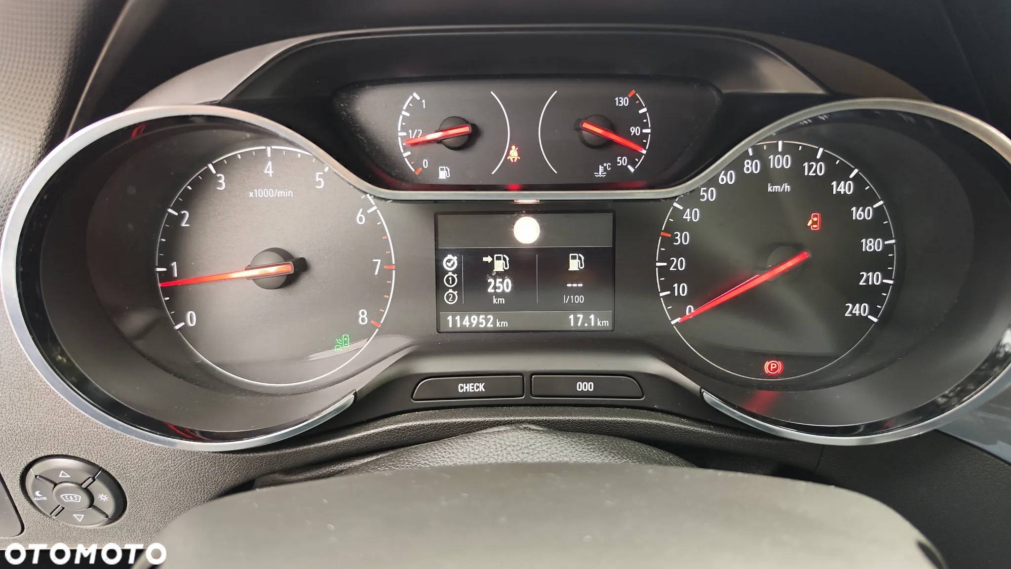 Opel Crossland X 1.2 Start/Stop Innovation - 32
