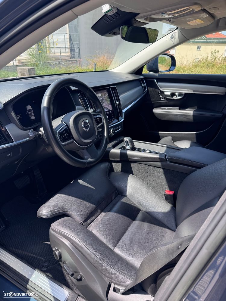 Volvo V90 Cross Country - 9