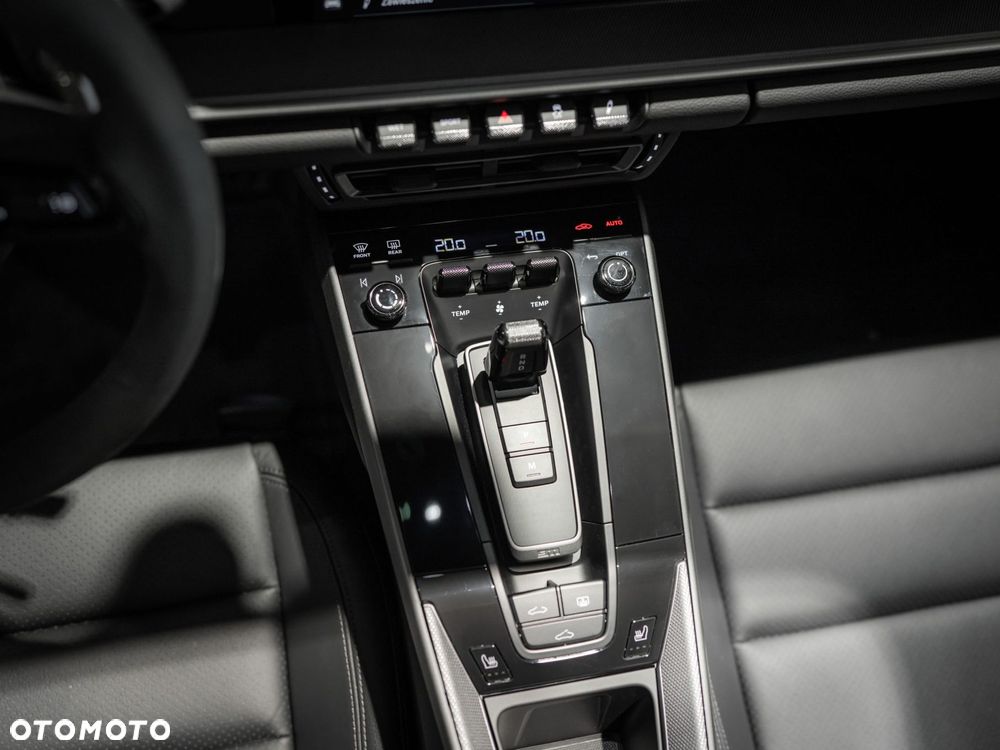 Porsche 911 Carrera - 23