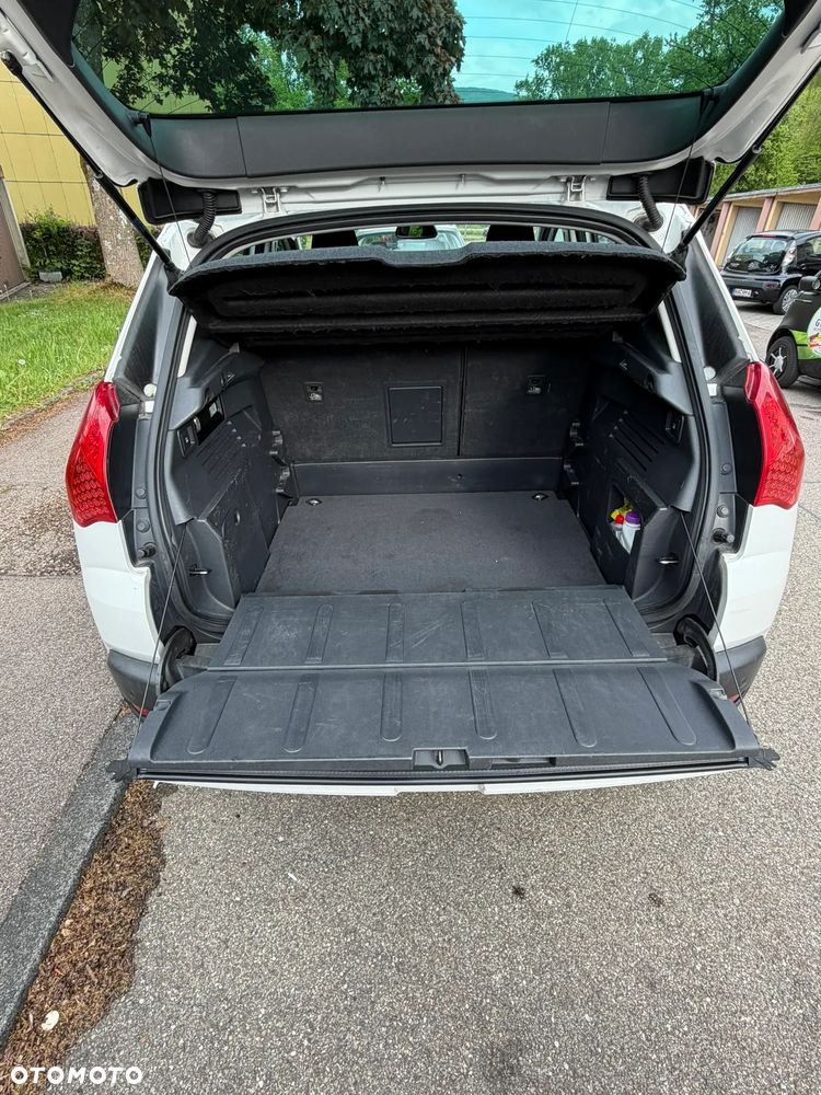 Peugeot 3008 1.6 Allure - 17