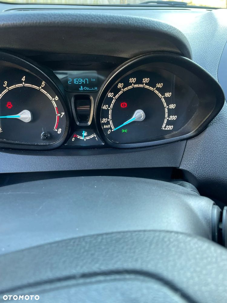 Ford TRANSIT COURIER - 11