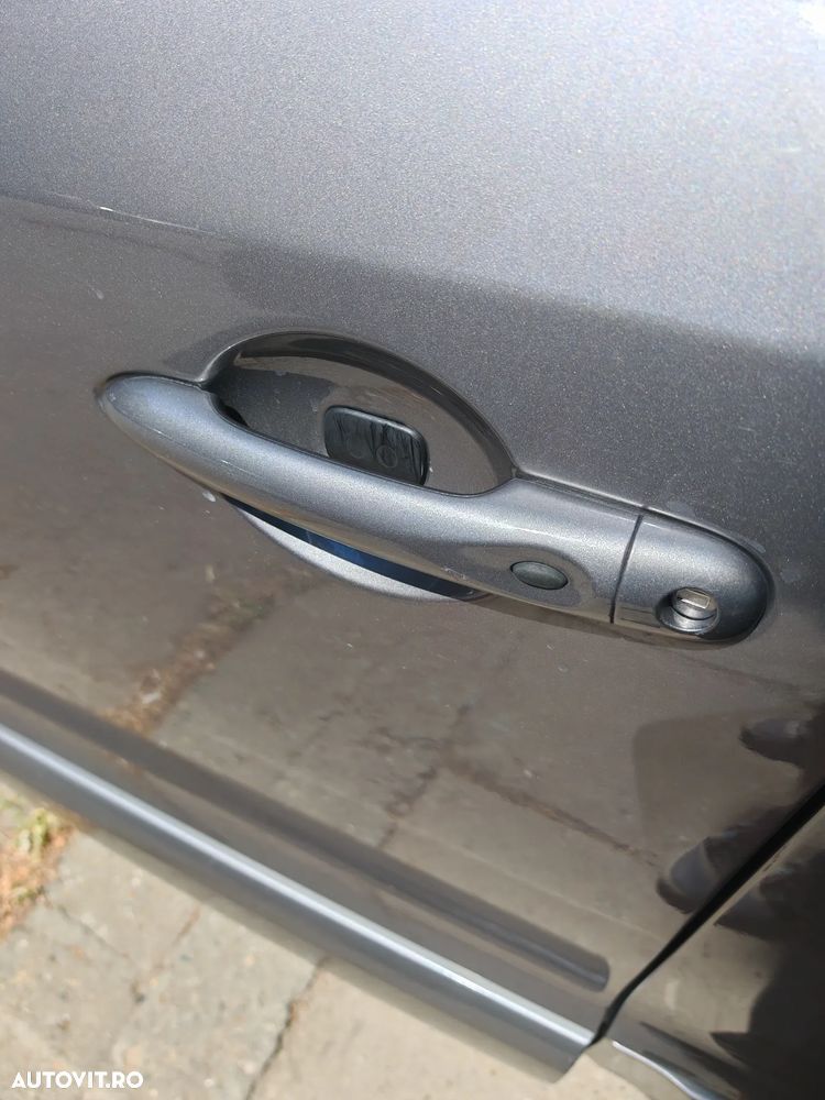 Renault Megane ENERGY dCi 110 Start & Stop Bose Edition - 16
