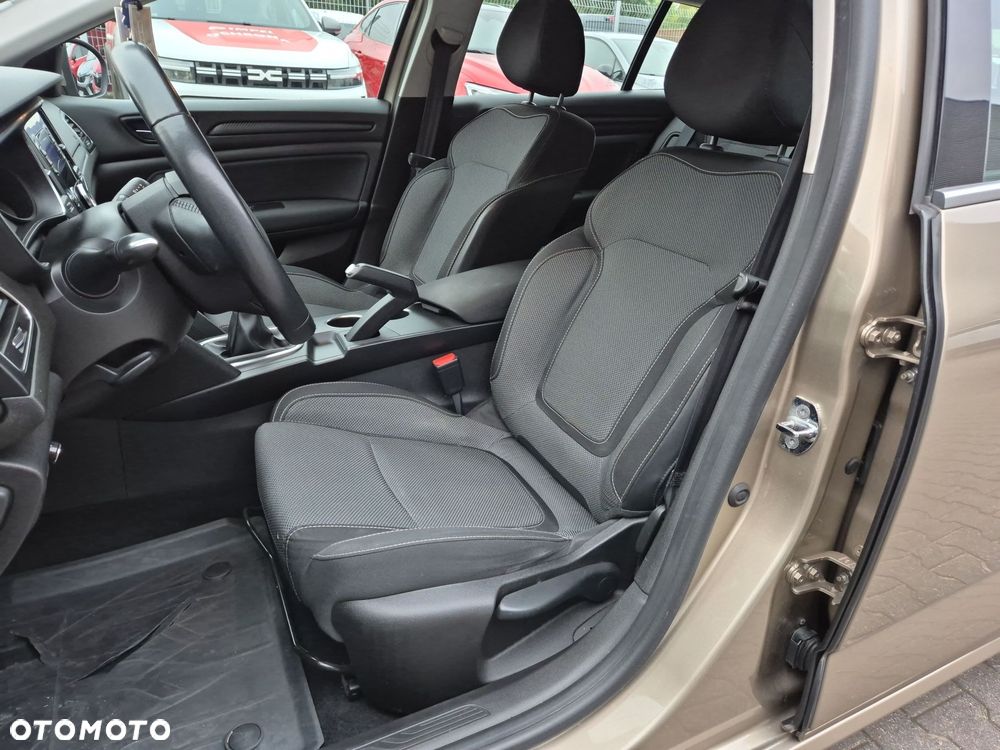 Renault Megane 1.5 Blue dCi Business - 9