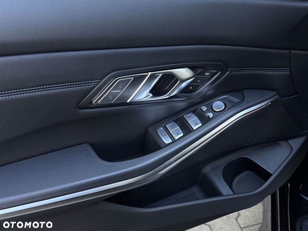 BMW Seria 3 - 19