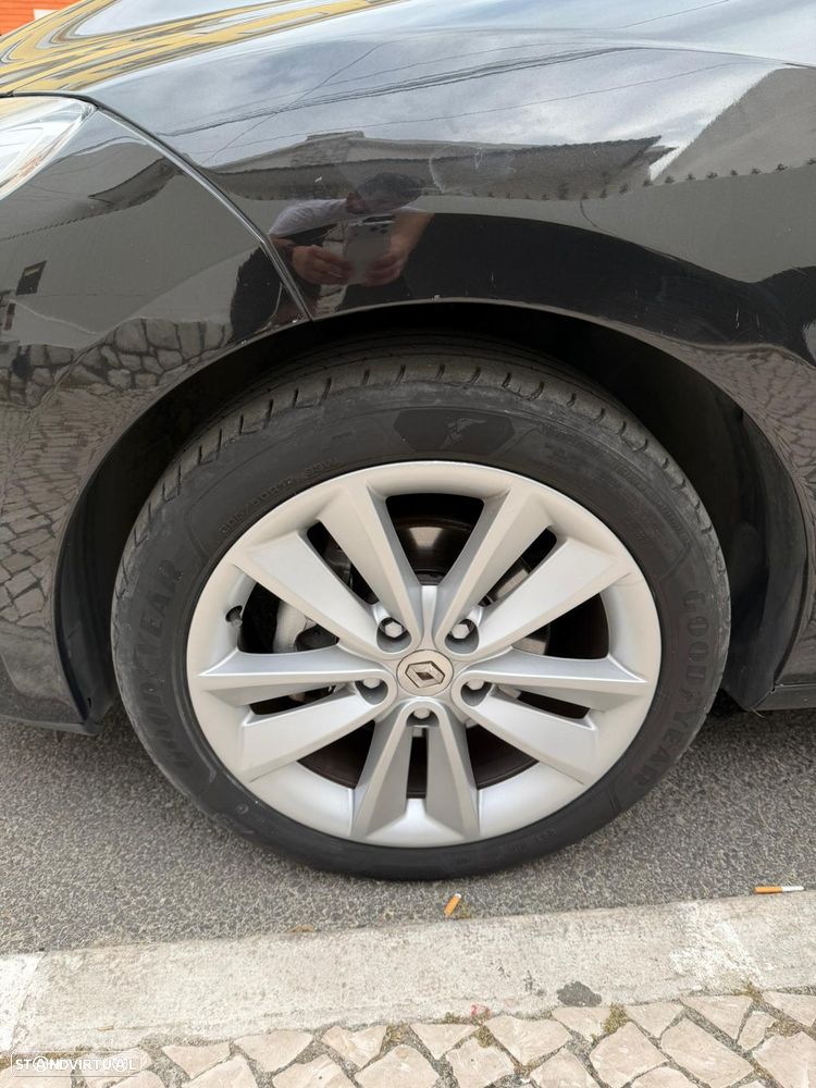 Renault Mégane 1.5 dCi Dynamique S - 4