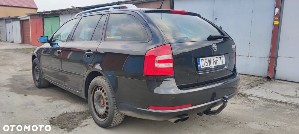 Skoda Octavia 2.0 TDI DPF RS - 10