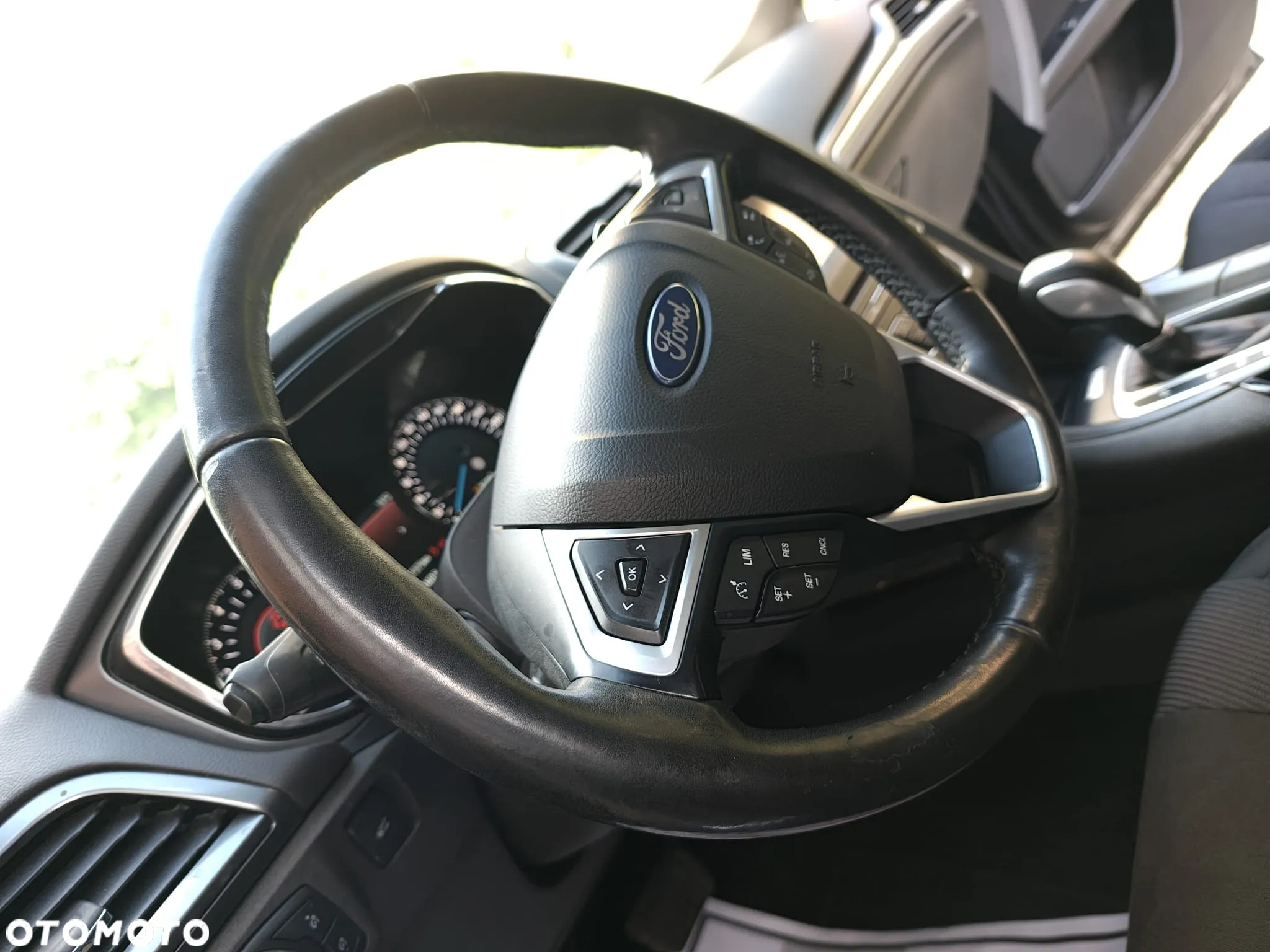 Ford Mondeo - 11