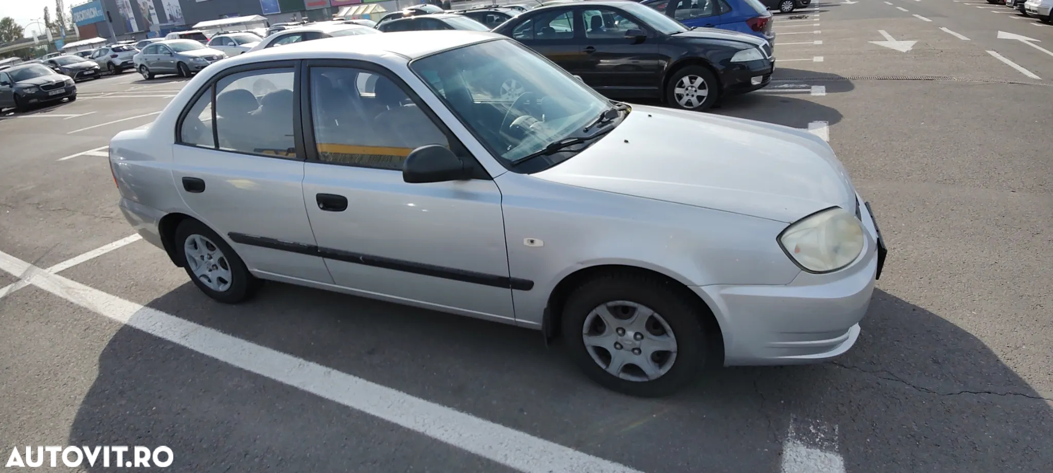 Hyundai Accent 1.3i - 9