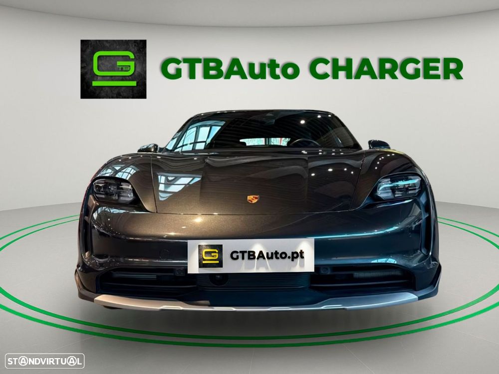 Porsche Taycan Cross Turismo - 3
