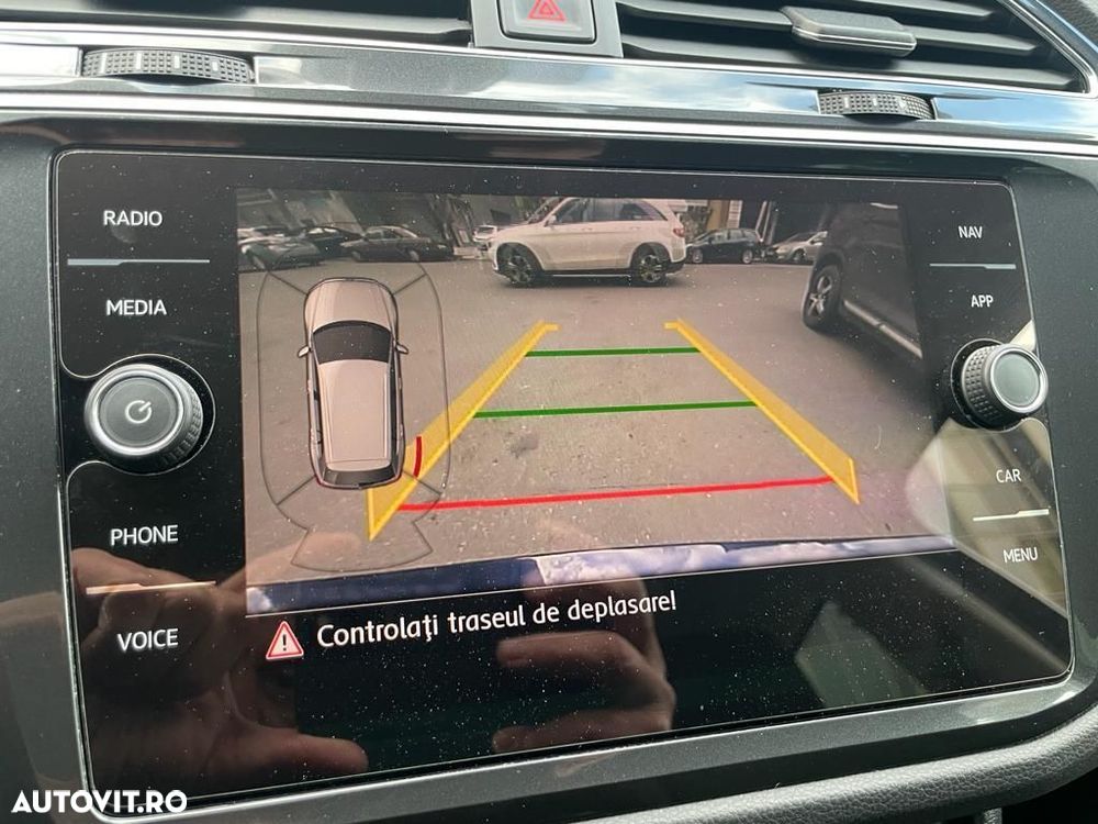 Volkswagen Tiguan - 7